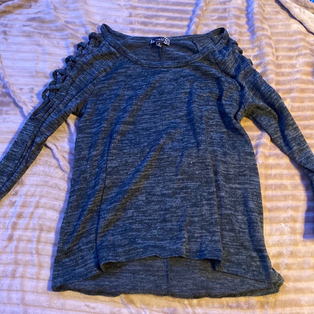 Cute long sleeve shirt
